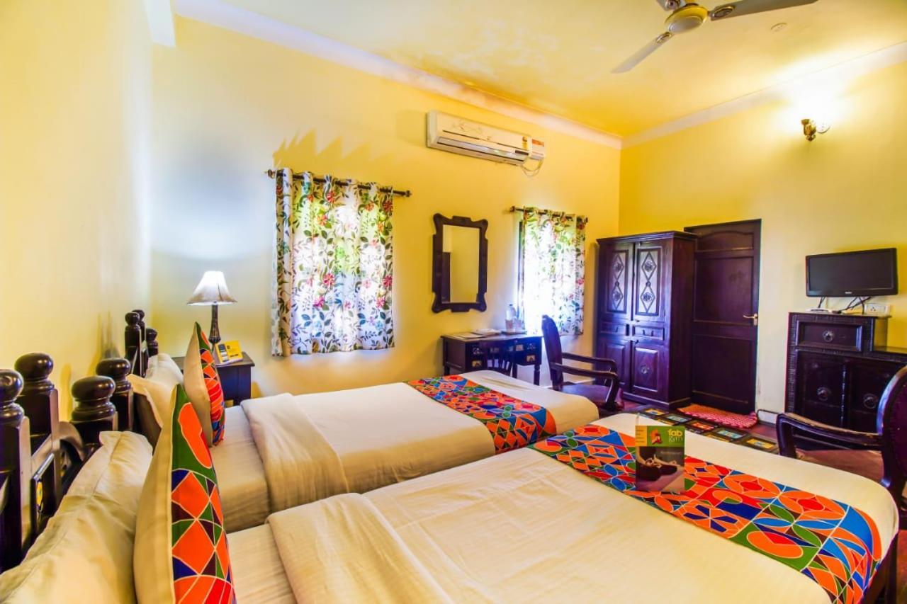 Hotel Utsav Niwas Jaipur Bagian luar foto