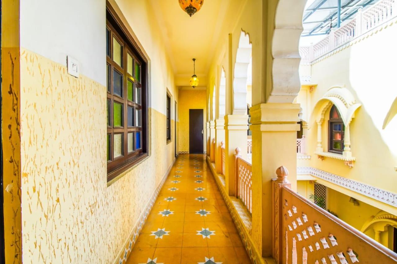 Hotel Utsav Niwas Jaipur Bagian luar foto
