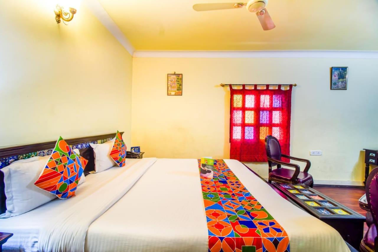 Hotel Utsav Niwas Jaipur Bagian luar foto